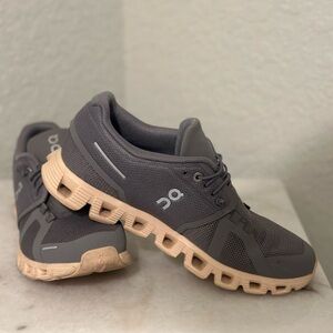 On Women's Cloud 5 Shoes